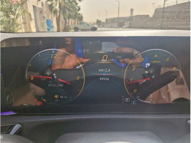 Car image 20