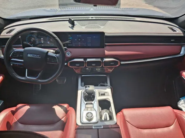Car image 16