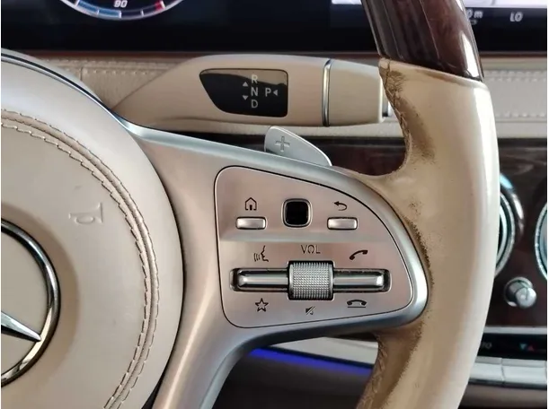 Car image 25