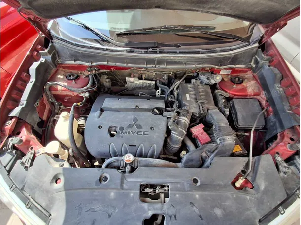Car image 19