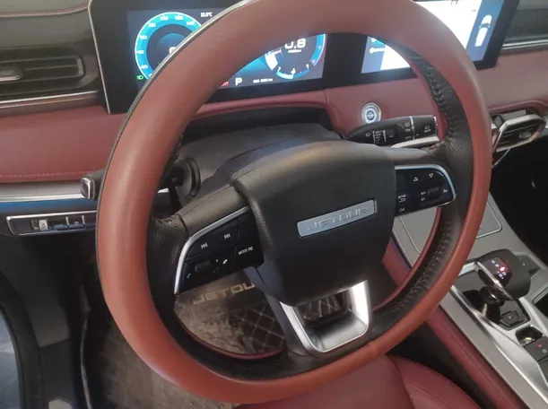Car image 19