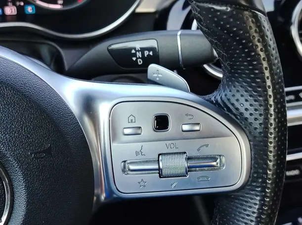 Car image 29