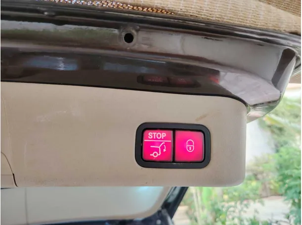 Car image 31