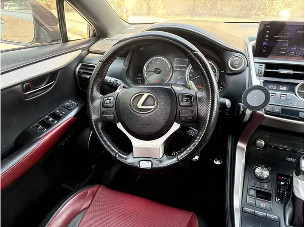 Car image 21