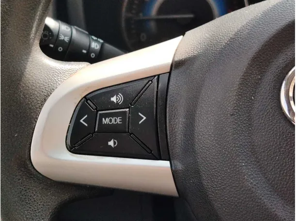 Car image 27