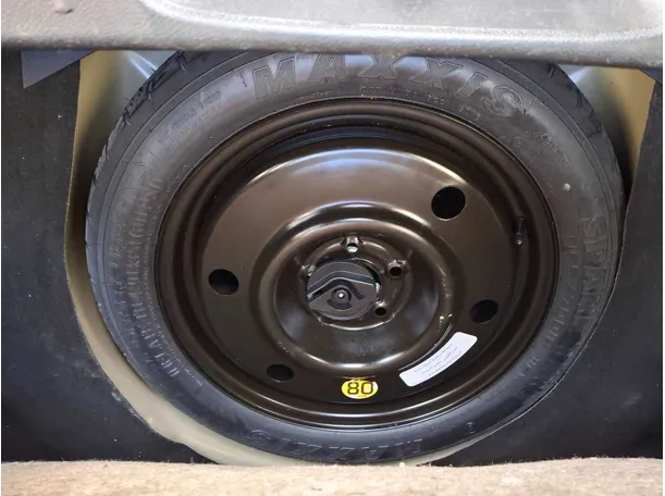 Car image 22