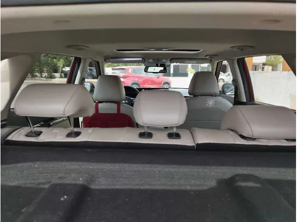 Car image 36