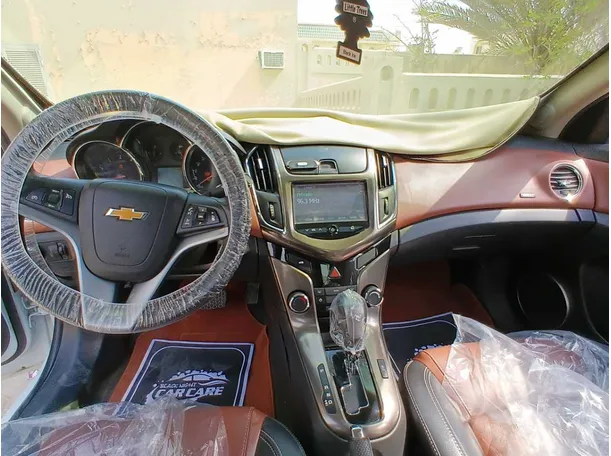 Car image 15