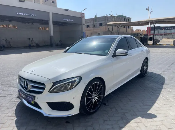 2016 مرسيدس C200 في الرياض