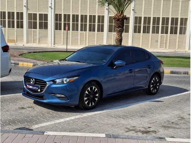 2018 مازدا 3 في الإمارات