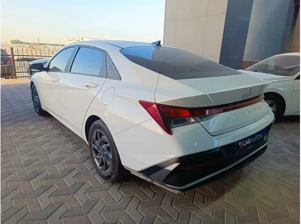 Car image 7