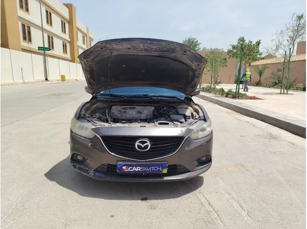 Car image 28