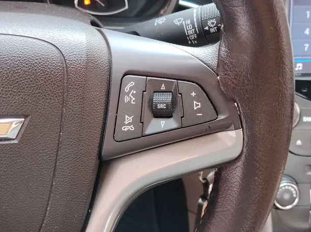 Car image 26