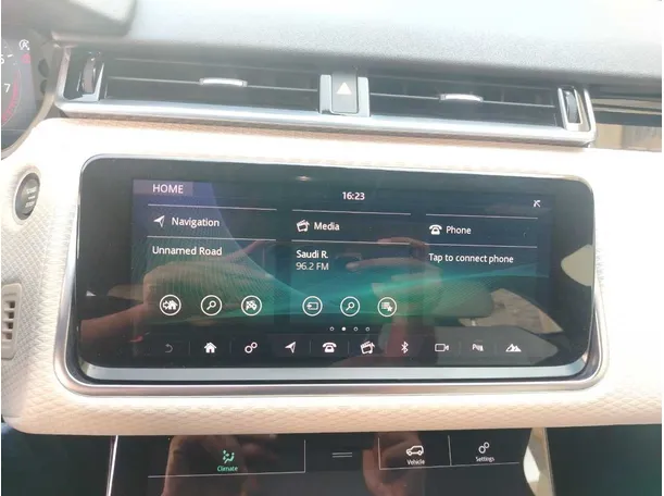 Car image 35