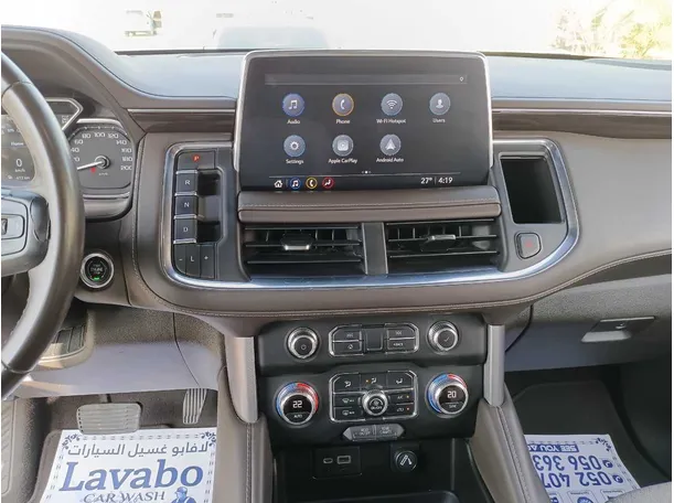 Car image 18
