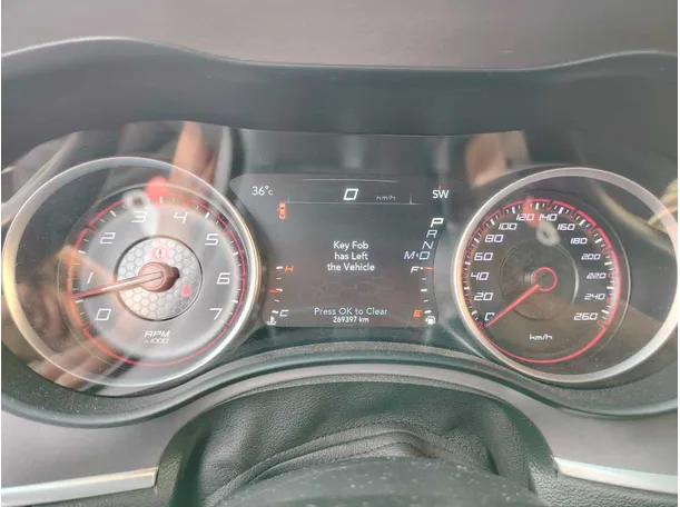 Car image 27