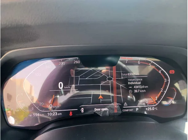 Car image 21