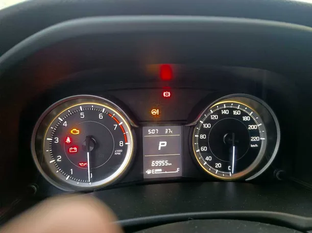 Car image 23
