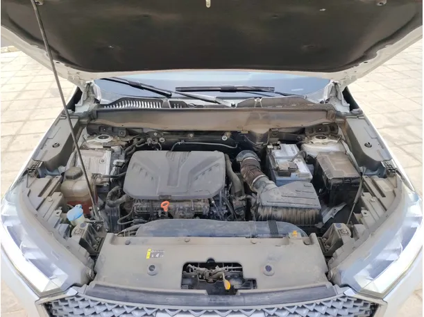 Car image 37