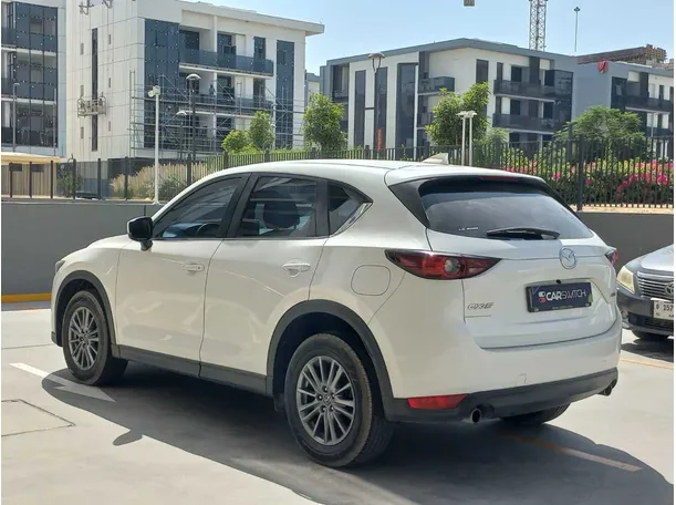 Car image 7