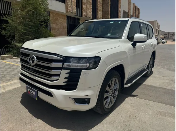 2024 تويوتا لاندكروزر في الرياض