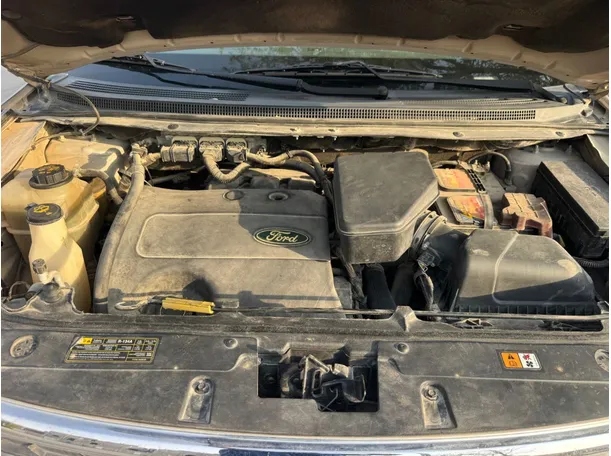 Car image 21
