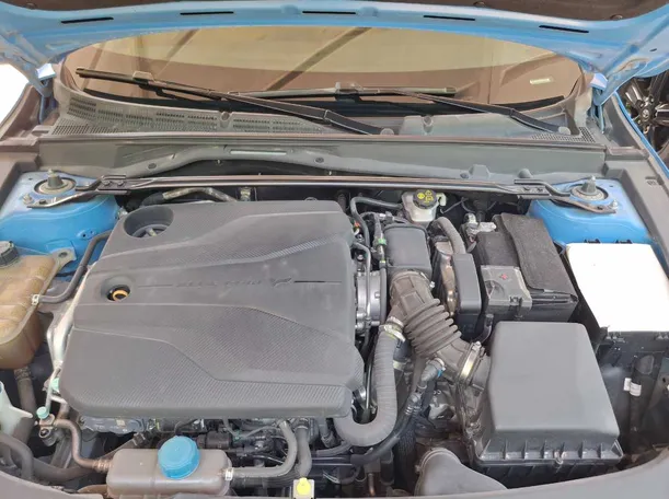 Car image 20