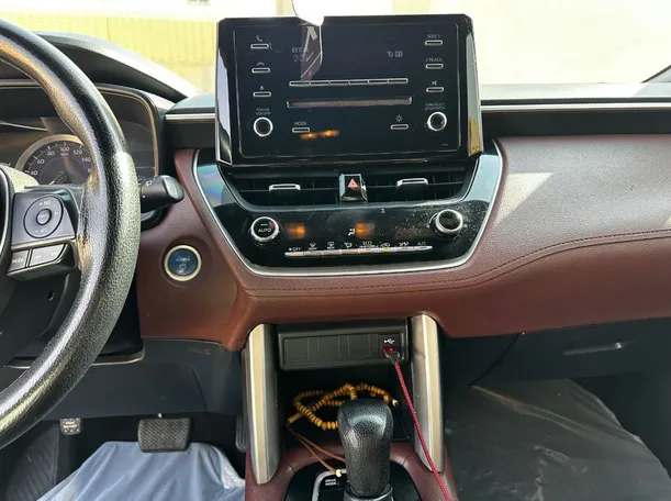 Car image 18