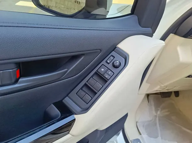 Car image 33