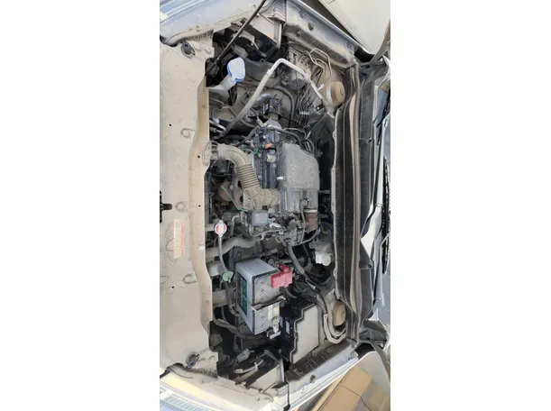 Car image 30