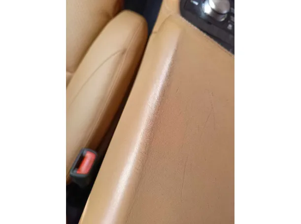 Car image 39