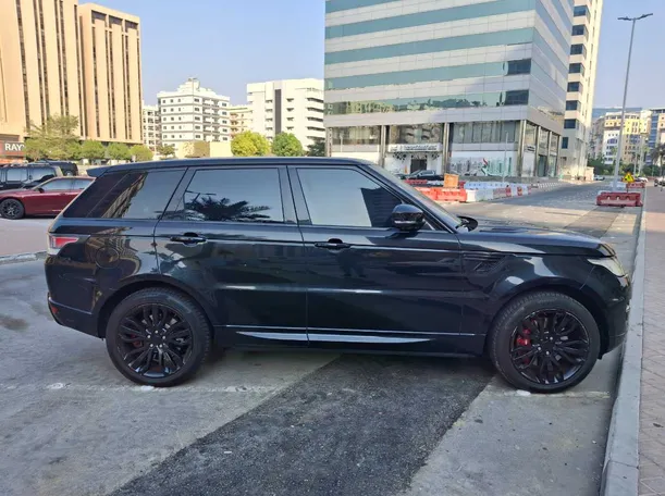 Car image 8