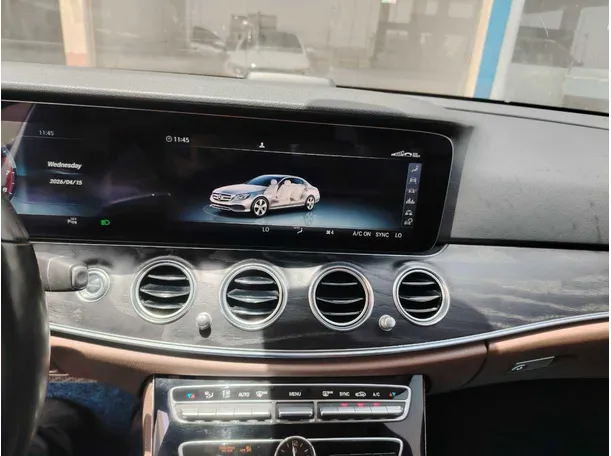 Car image 27