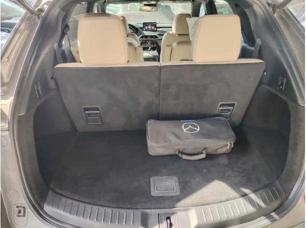 Car image 37