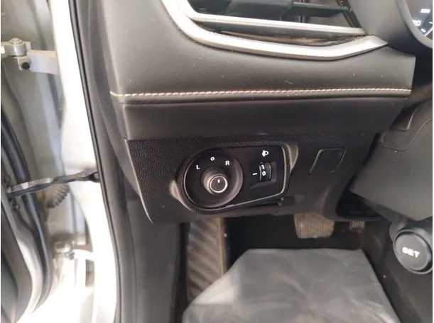 Car image 39