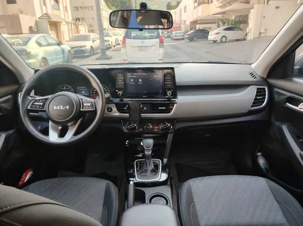 Car image 22