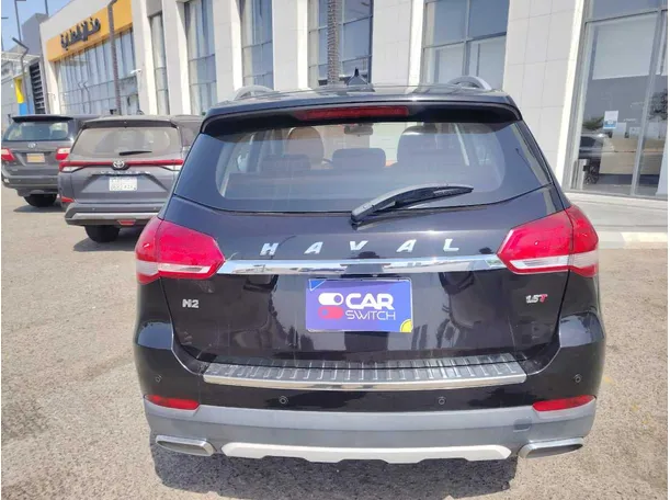 Car image 6