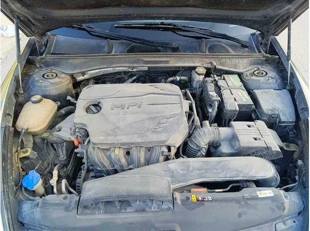 Car image 38