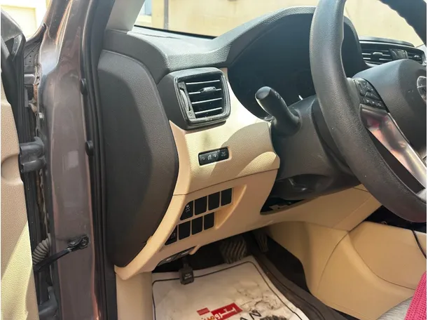 Car image 28