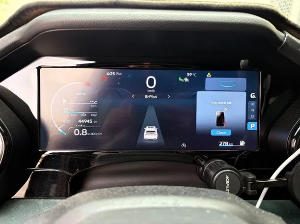 Car image 24
