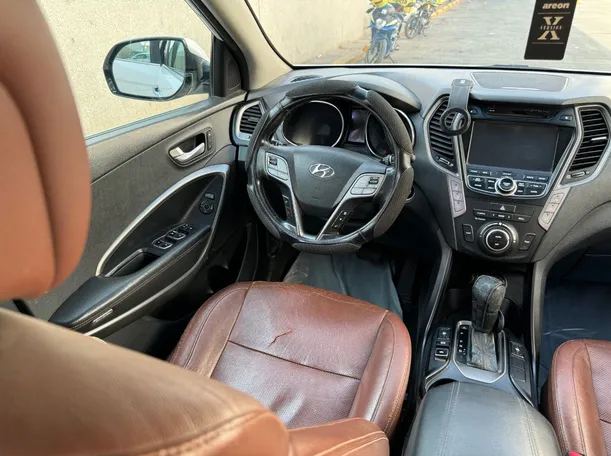 Car image 24