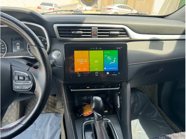 Car image 16