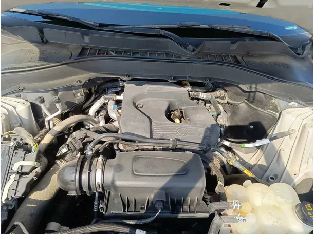 Car image 35