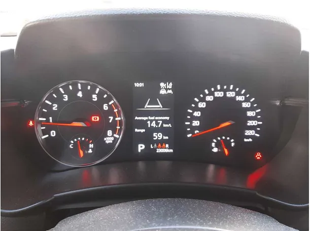 Car image 18