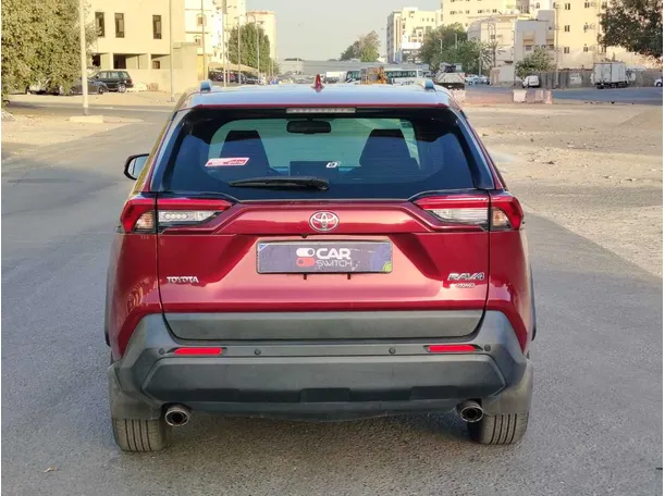 Car image 5