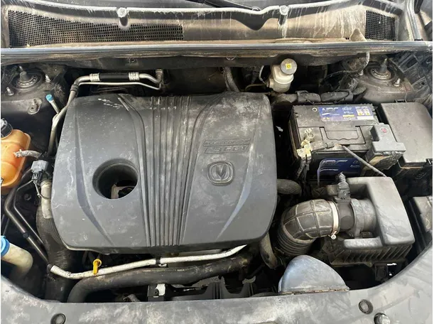 Car image 28