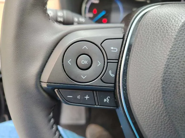 Car image 35