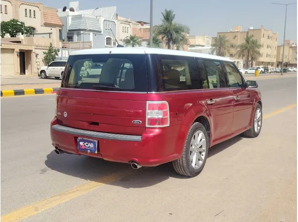 Car image 5