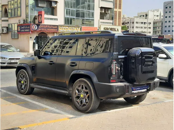 Car image 7