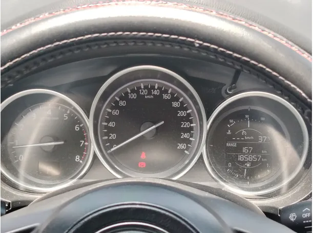 Car image 23